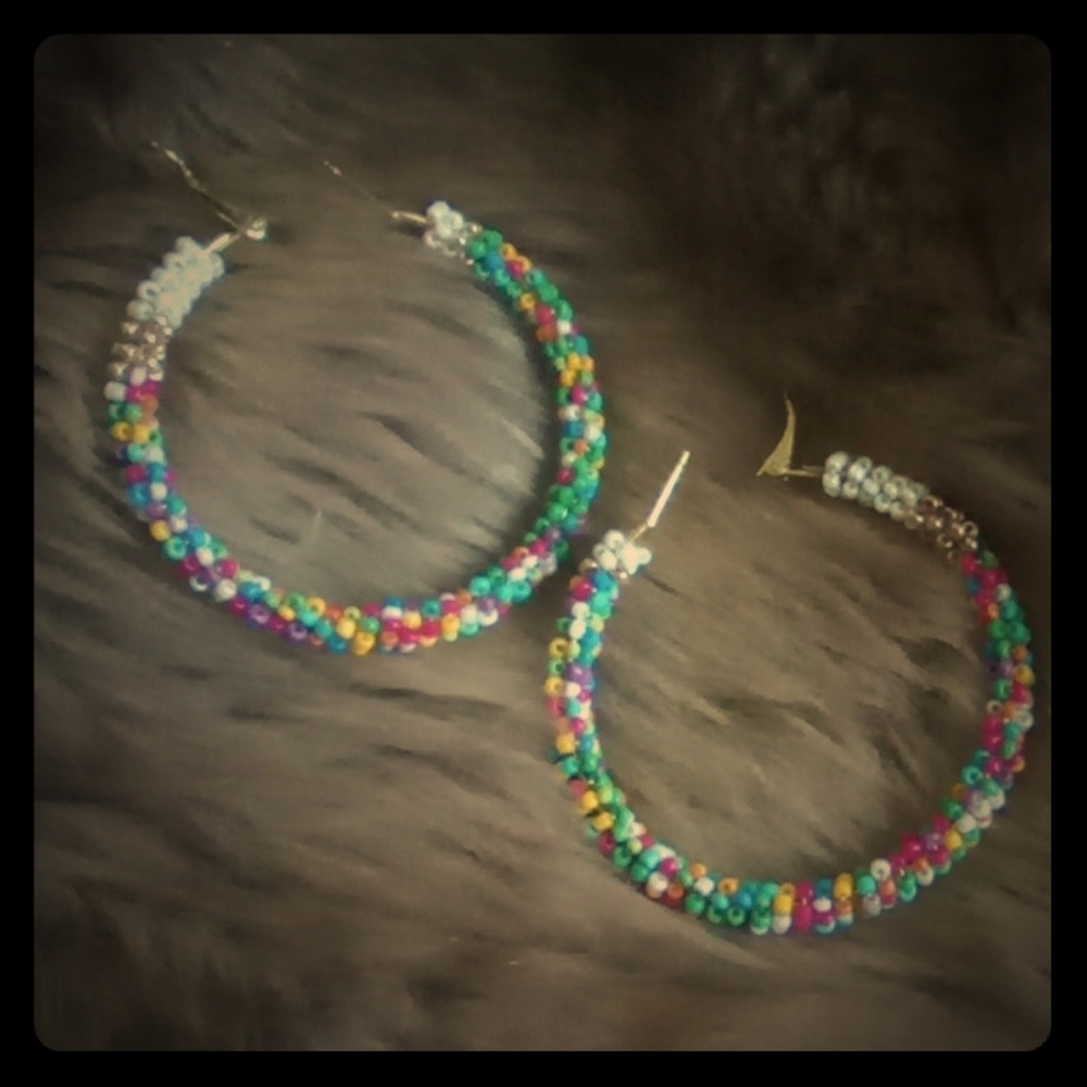 💋 Gold + White + Color Hoop Earrings NWT